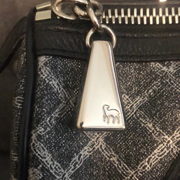 Gwen Stefani LAMB purse. $120 (originally $450) - Picture 2 of 7